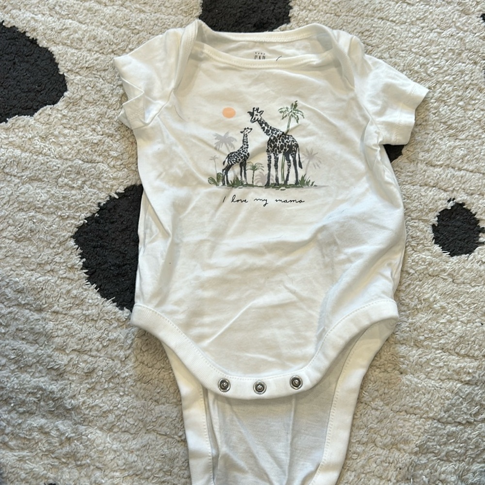 Love my mama onesie
